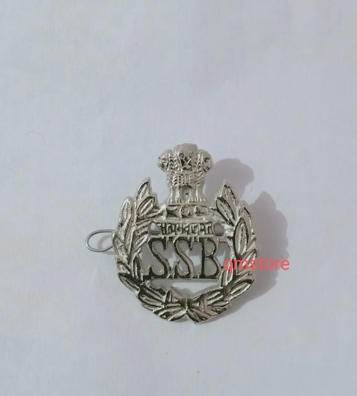 SSB Barrett Cap Badge (English) - Image 1